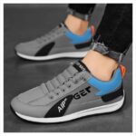 Men's lightweight Shoes Spring and Autumn Slip-on Forrest Gump Sports Leisure Driving Travel Bean Shoes Riding European Station Men's Shoes - Image 3